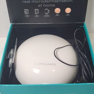 NuBrilliance Professional-Style At-Home Microdermabrasion System #30212C Working